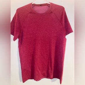 Lululemon Men’s T-Shirt